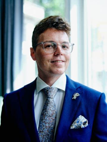 Dr. Noah van Dongen